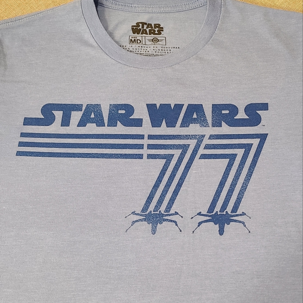 Star Wars 77 Graphic Tee T-shirt Medium